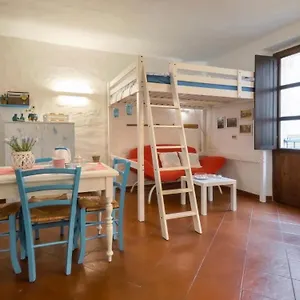 https://il-vecchio-molo.hotelsalgherosardinia.com